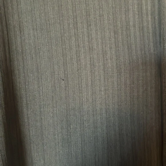 Tommy Bahama mens silk shirt - Picture 2 of 6